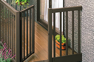 ウッドデッキ・バルコニー